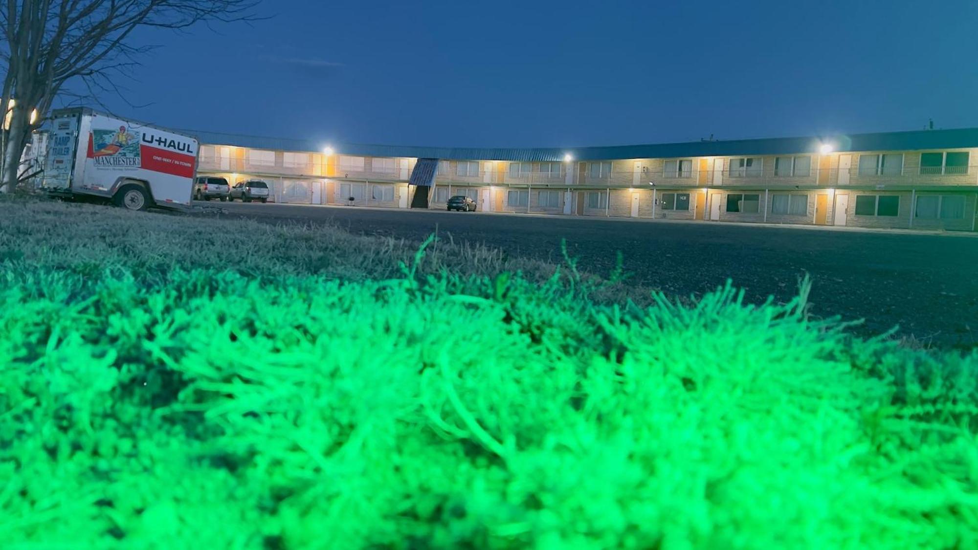 Travelors Lodge Motel & Rv Park Us-287&Us-96 Eads Exterior photo